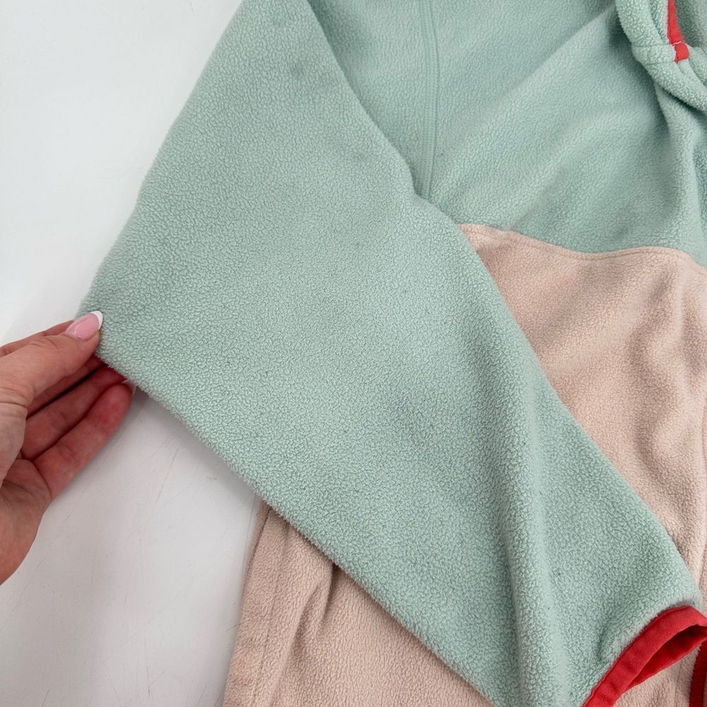 FLAWED Patagonia Kids' Two-Tone Fleece Hoodie Size Girls L 12 - Picture 3 of 11